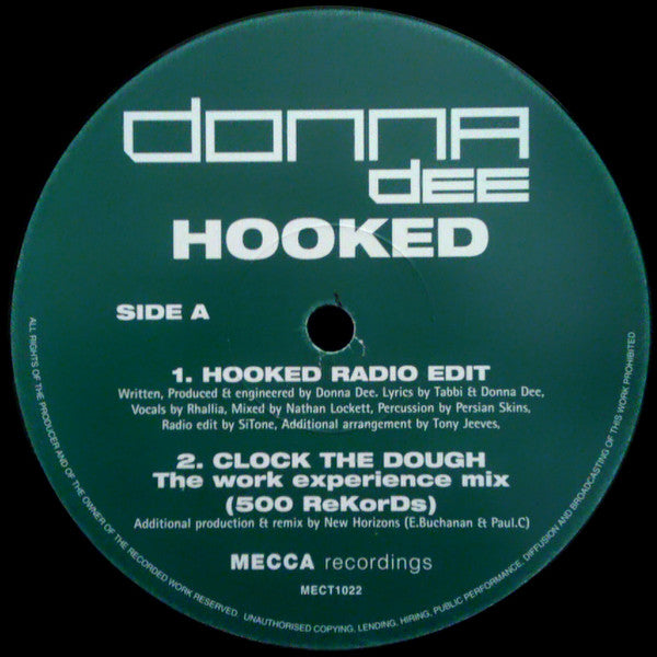 Donna Dee - Hooked